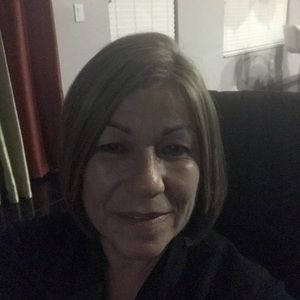 Meet your Posher, Edith